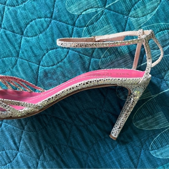 Kate Spade New York Lolita Platinum Speckled Leather Ankle Strap Sandals Sz 10B - Picture 8 of 16